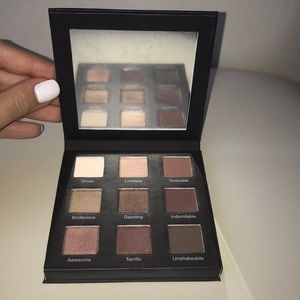 REALHER Shadow Palette “Do Your Squats”